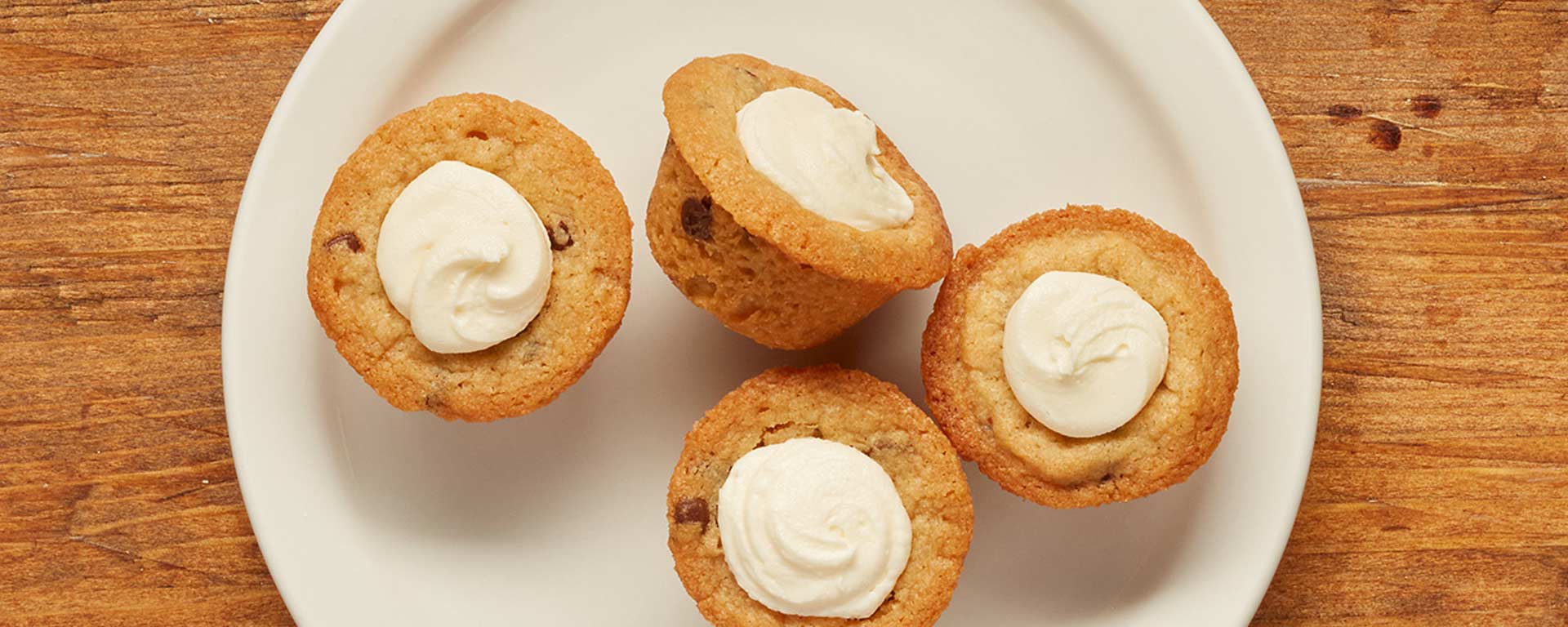 Photo for - Coupelles de biscuit et de lait pour le père Noël