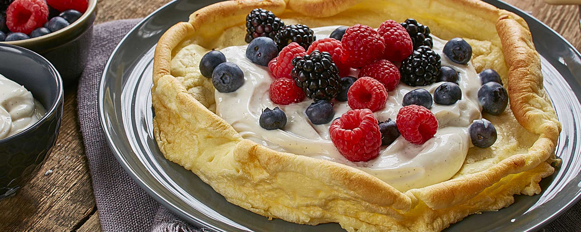 Photo for - Vanilla Berry Dutch Babies