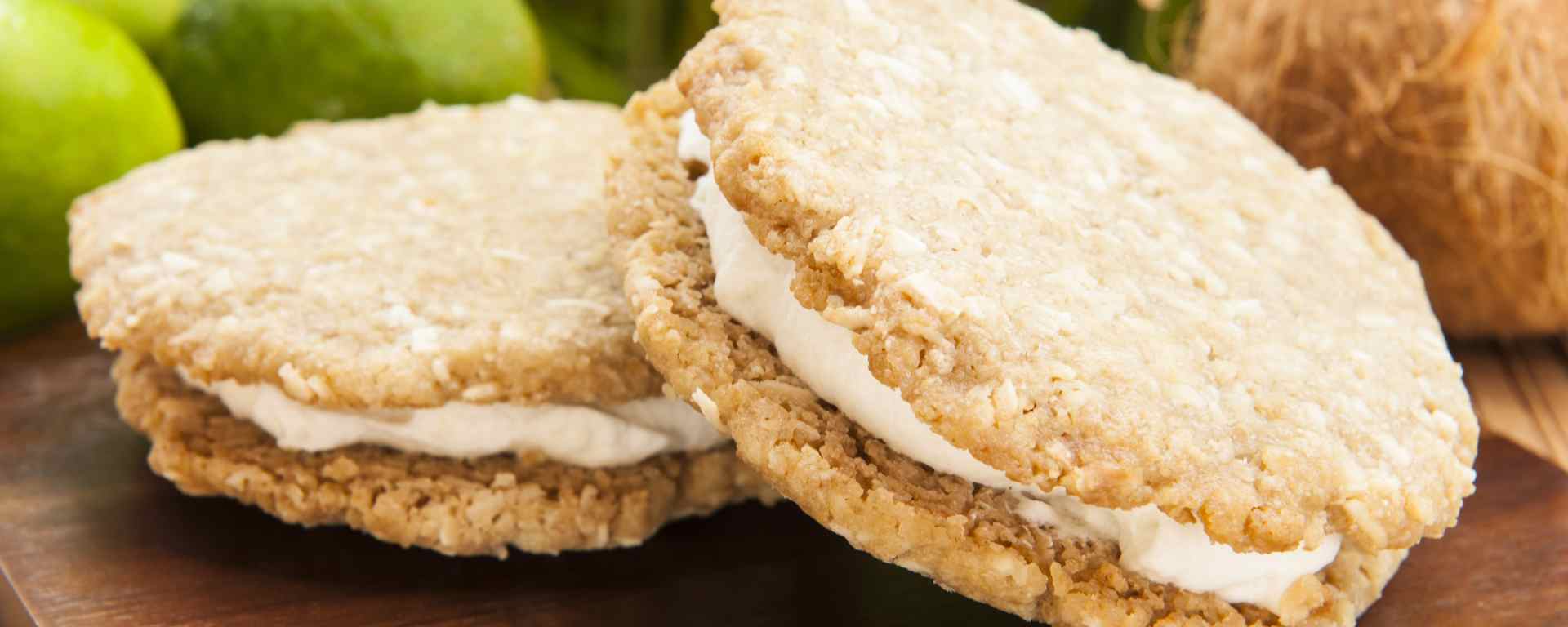 Photo for - Apple Pie Sandwich Cookies