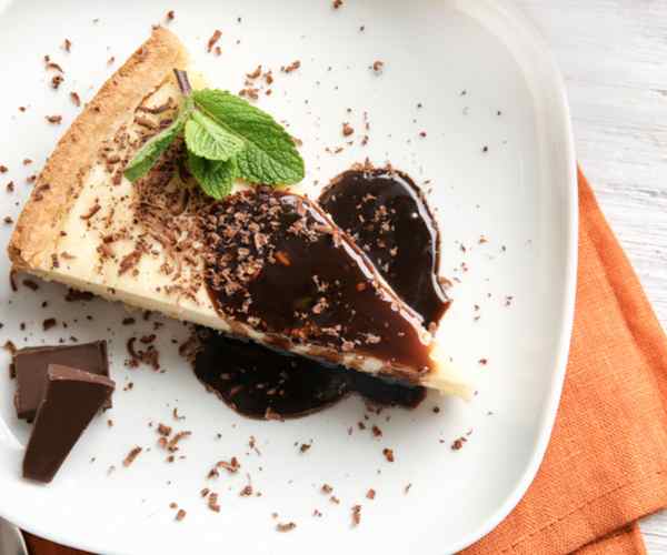 Photo of - Gâteau au fromage, au chocolat et à la canne de bonbon