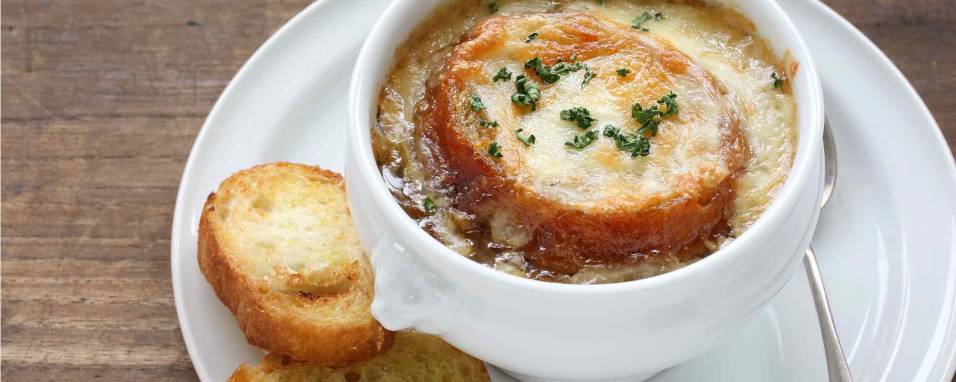 Photo of - French Onion Soup with Croutons au Gratin