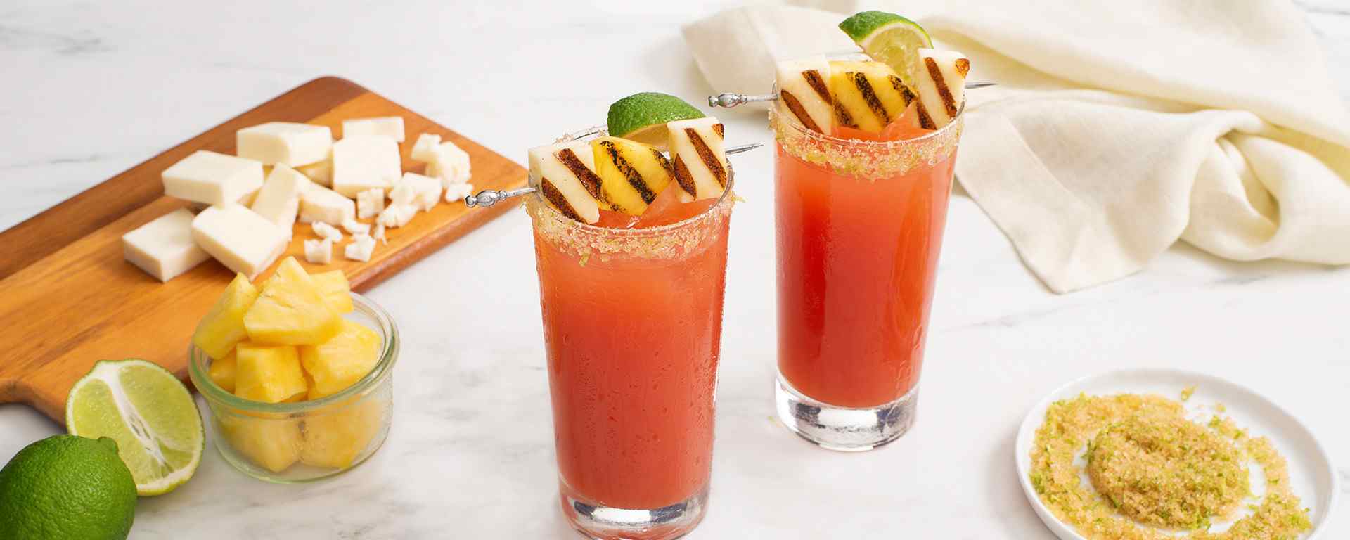 Photo of - Bloody Caesar à l’ananas avec halloumi grillé