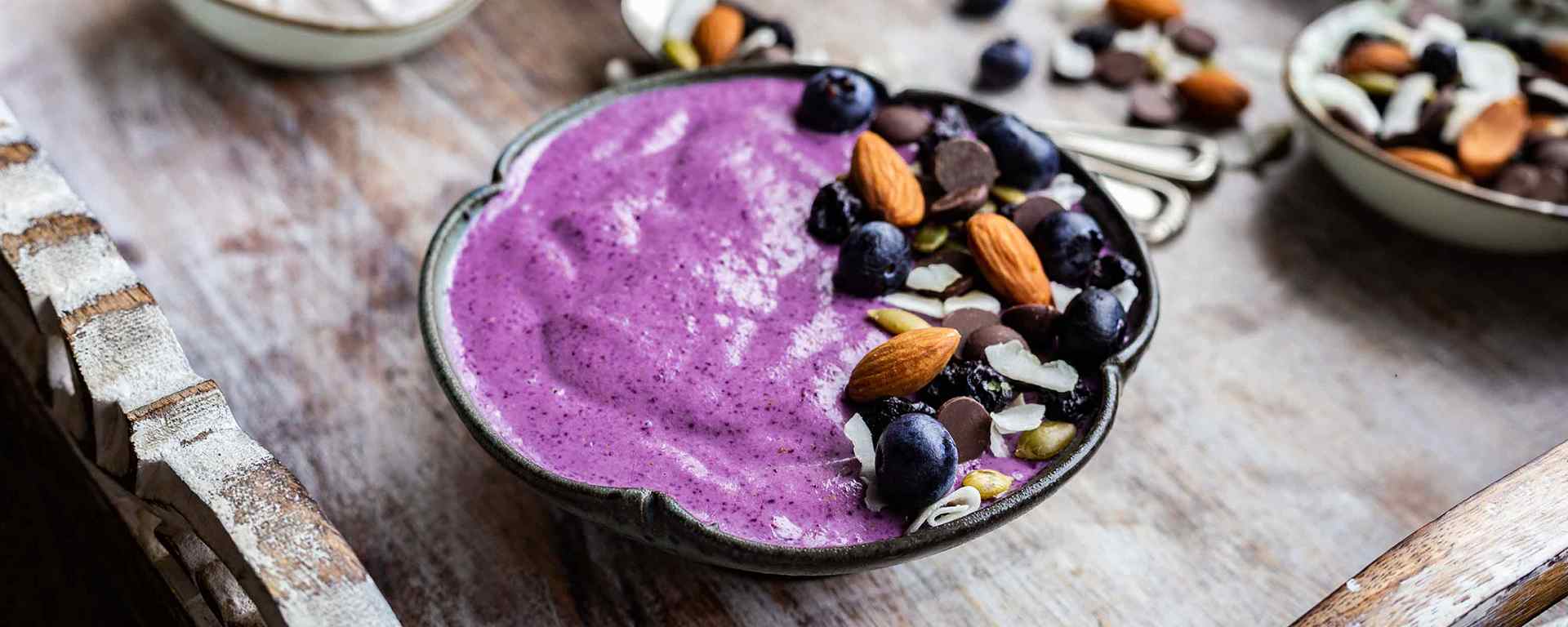 Photo for - Brilliant Blueberry Açai Smoothie Bowl