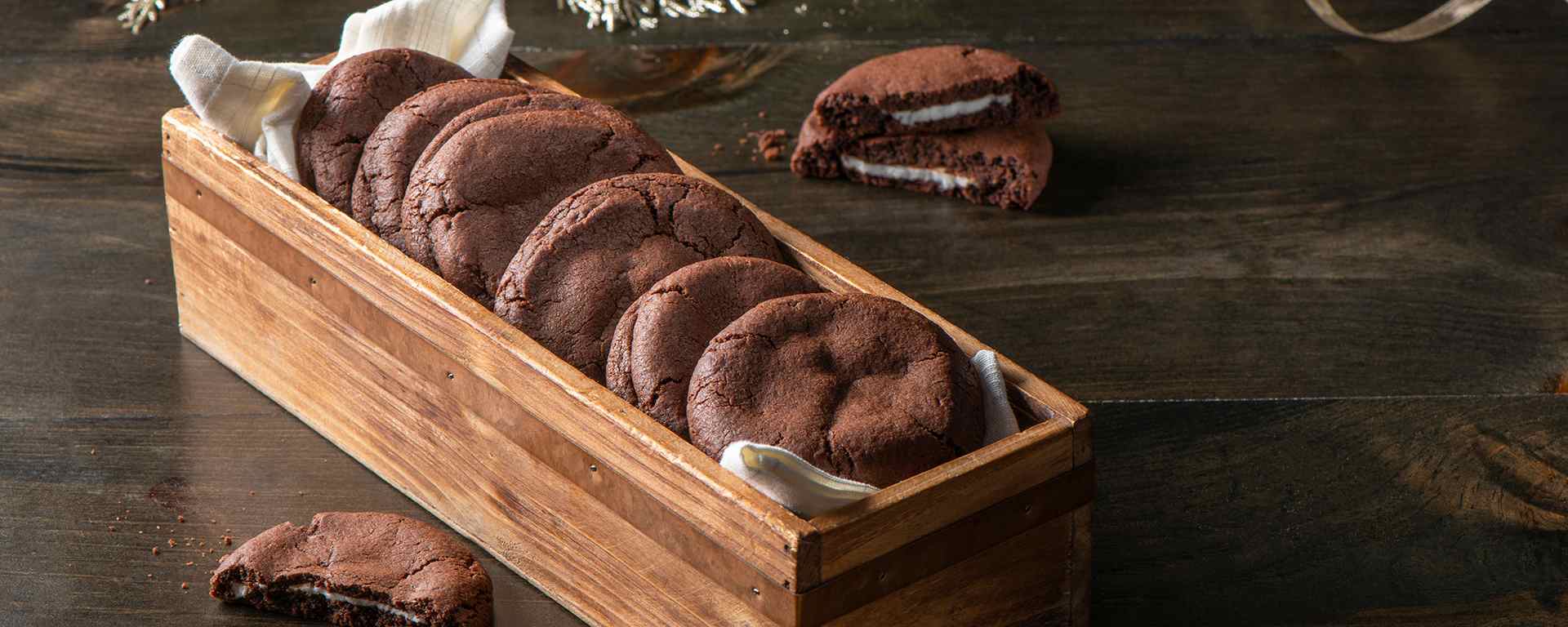 Photo of - Biscuits chocolat noir menthe