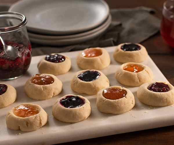 Photo of - Biscuits à empreinte de confiture