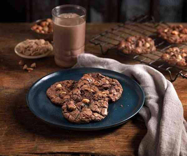 Biscuits sablés rayés à la menthe et au chocolat